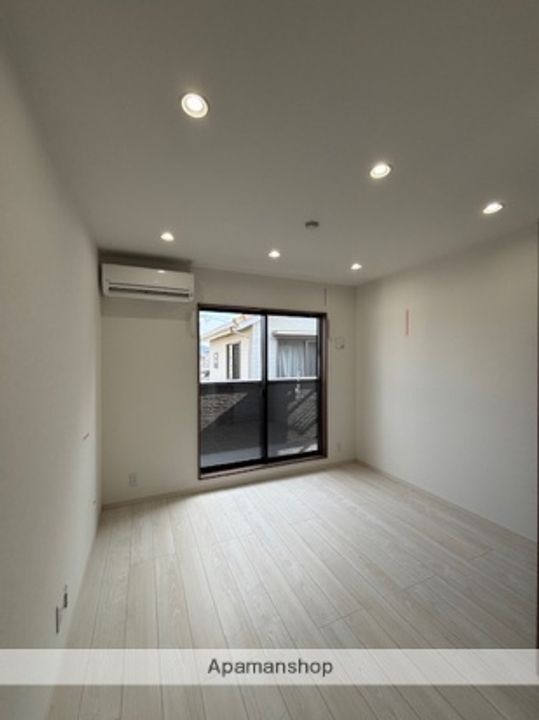 福岡県筑紫野市針摺南2丁目の賃貸アパート105の居間