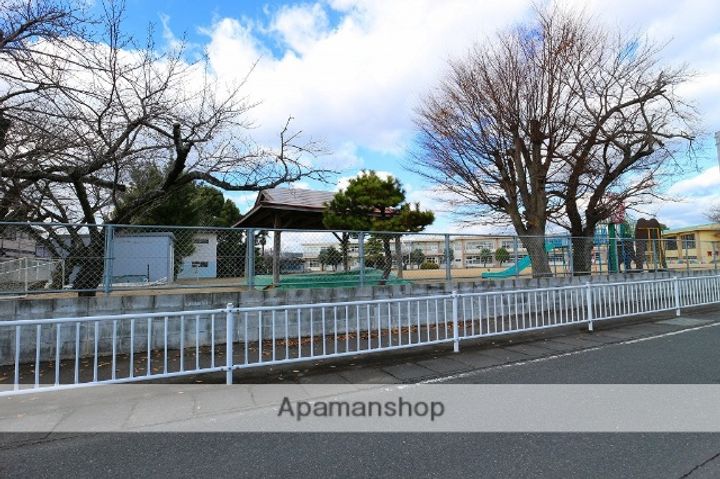 グランオペラ202の周辺