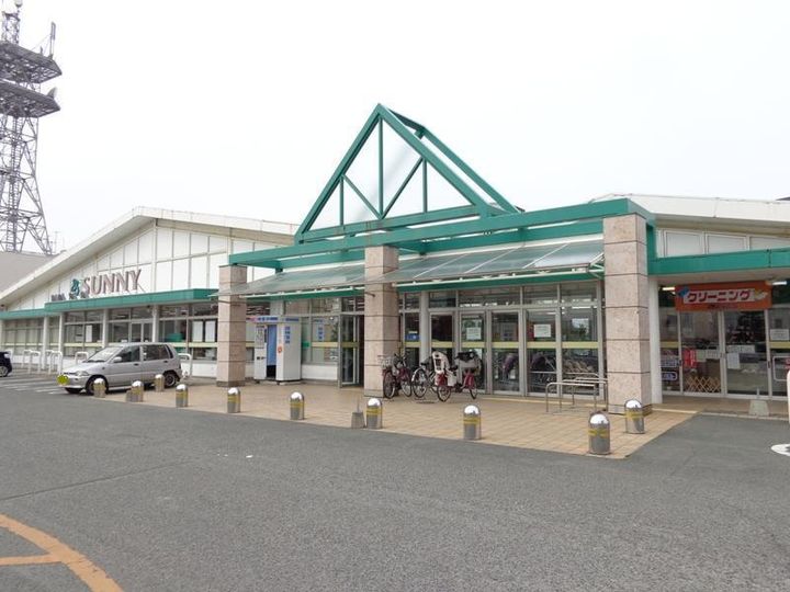 ウィステリア ソラーナの周辺