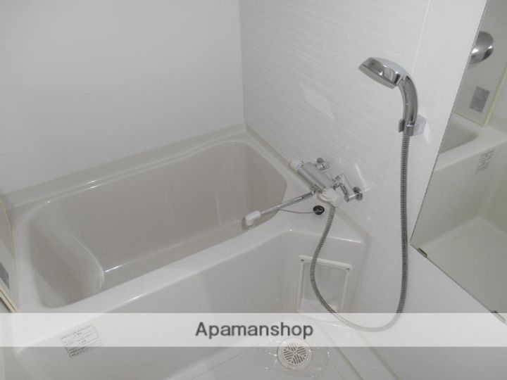 ステイツ姪浜駅前1001の風呂