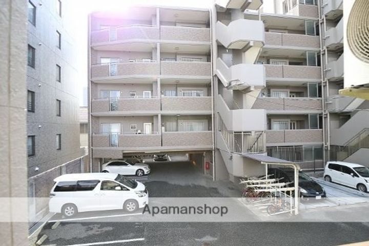 ユリシス姪浜の外観