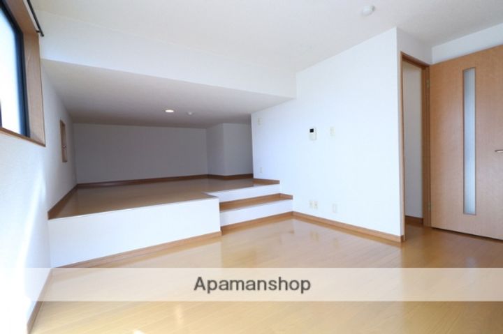 ユリシス姪浜の居間