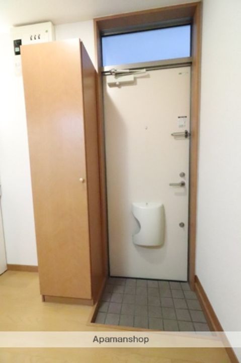 ユリシス姪浜の玄関