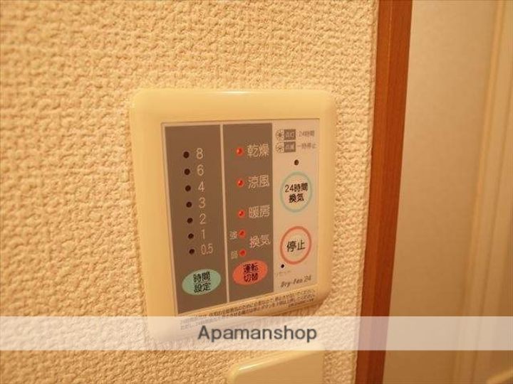 福岡県福岡市西区姪の浜6丁目の賃貸マンション106の内装