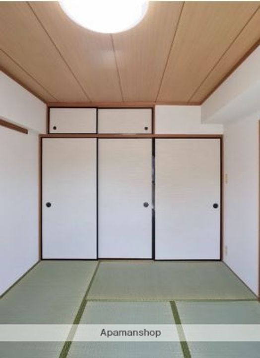 ラフィーネ西嶋202の内装