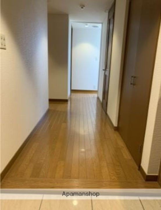 アトモスももち1804の玄関