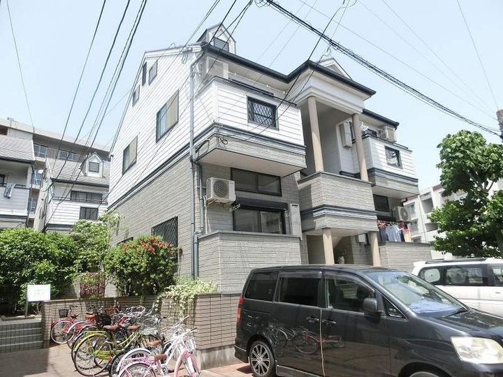 ガーデンハウス小田部C101の外観