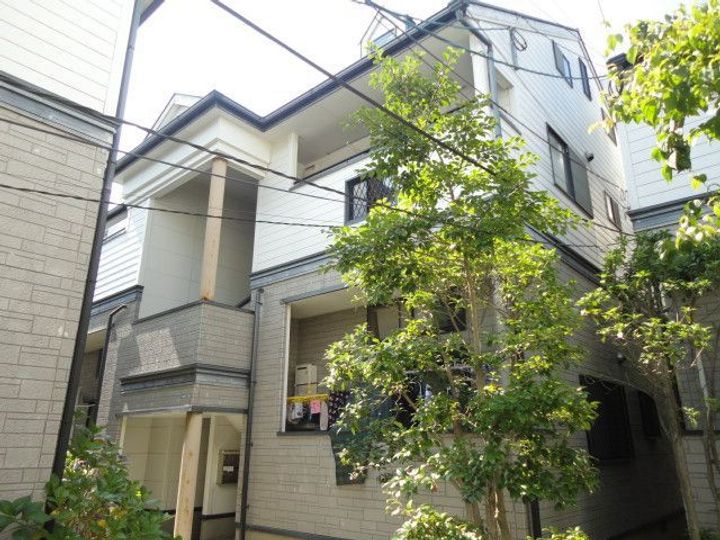 ガーデンハウス小田部C101の外観