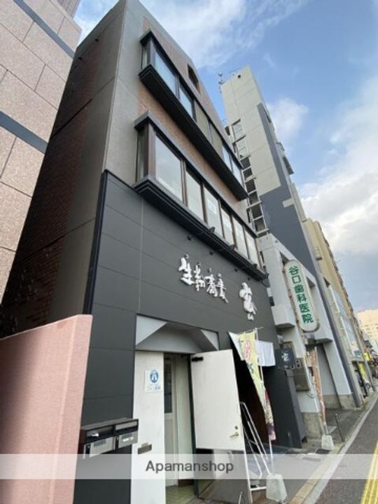 笠ビル3Fの外観