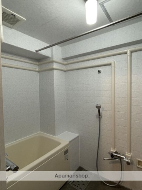 スコーレ西新402の風呂