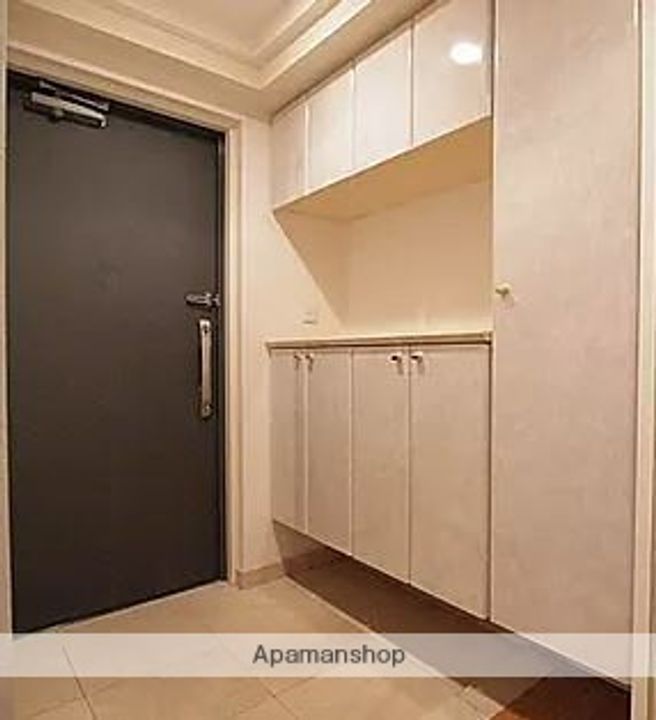 室見五丁目シティハウスの玄関