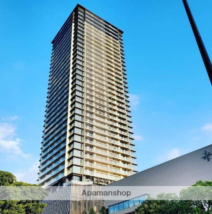 BRILLIATOWER西新909の外観