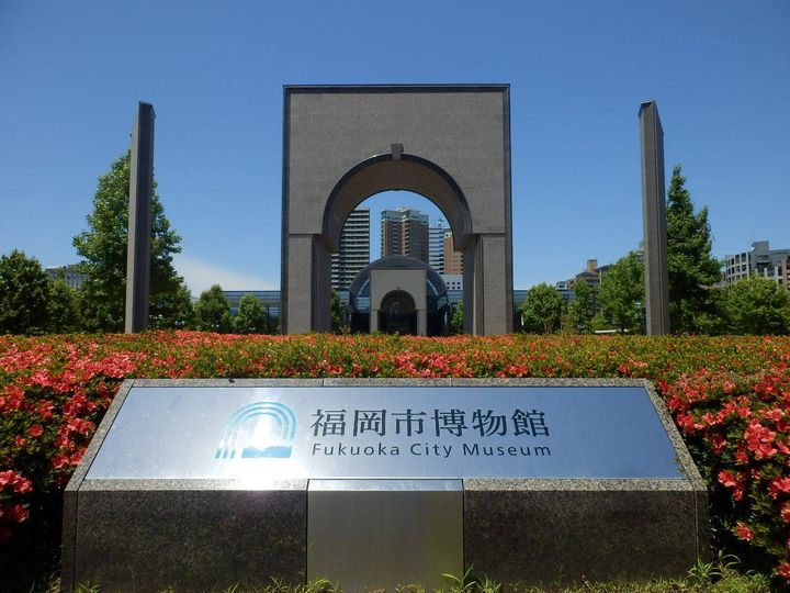 CREST西新の周辺