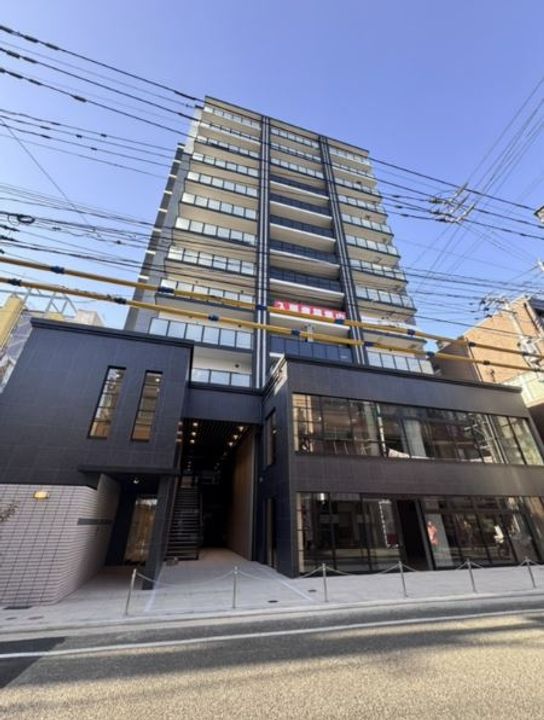 CREST西新の外観