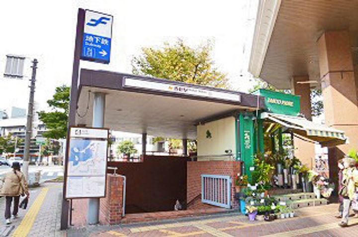 CREST西新の周辺