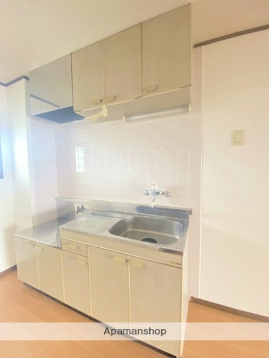 クラウンⅡ津福のキッチン