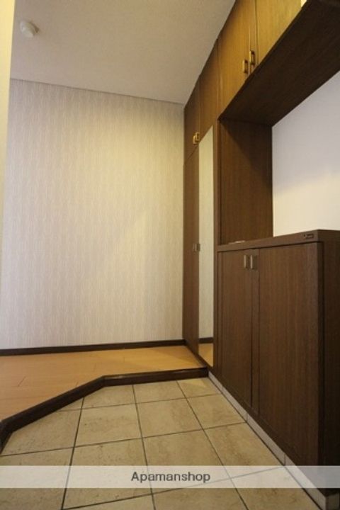 グランドシャルマン703の玄関