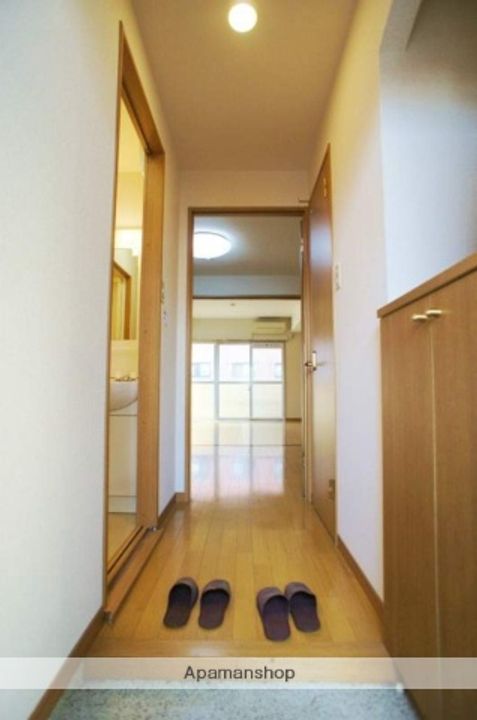クオリティ平田201の玄関