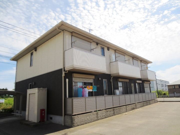 佐賀県鳥栖市弥生が丘4丁目の賃貸アパートの外観