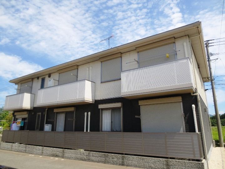 佐賀県鳥栖市弥生が丘4丁目の賃貸アパートの外観