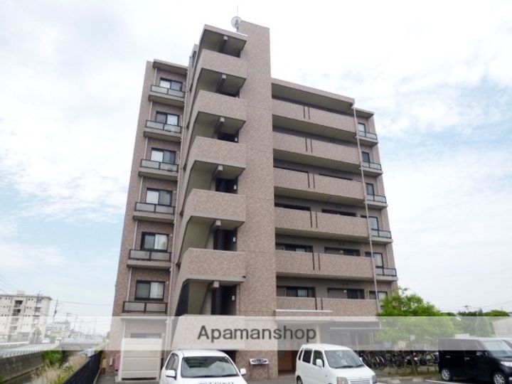 サンモール梅満の外観