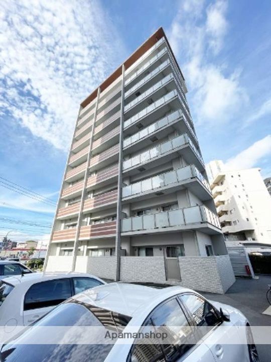 メゾンクラウン大手山の外観