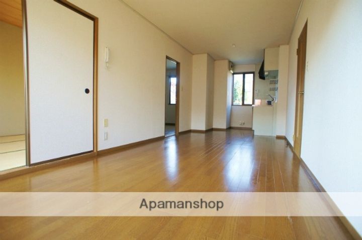 グリーンタウン津留崎の居間