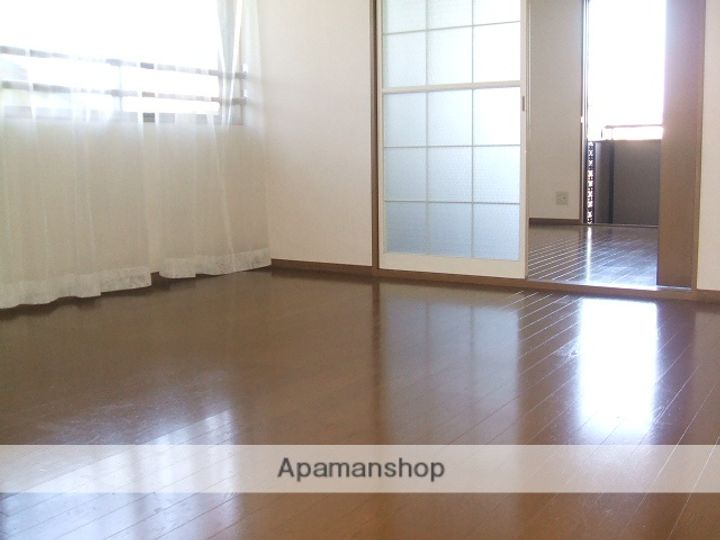 セジュール森の居間