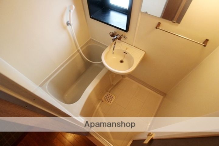 ダイナコート久留米本町1202の風呂