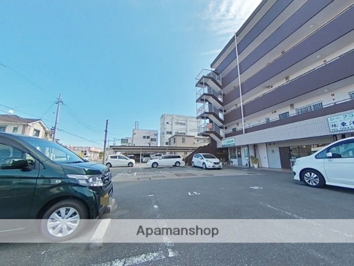 REステートビル301の外観