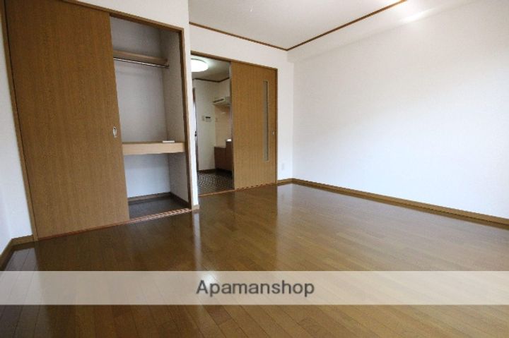 セカンドキャビンの居間