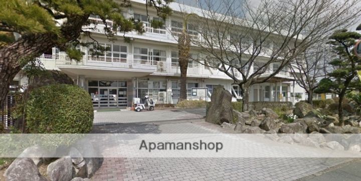セカンドキャビンの周辺