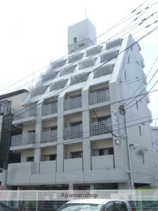 新生マンション天神の外観