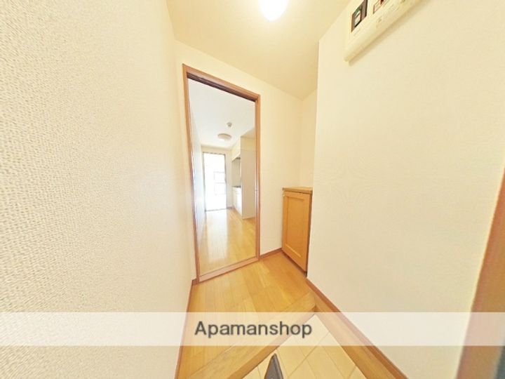 アルファルファAの玄関