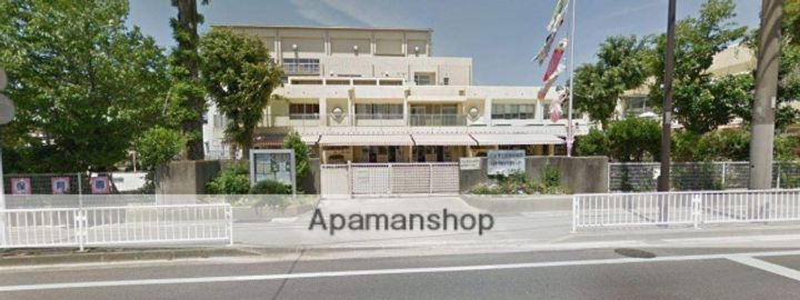 エクセラン101の周辺