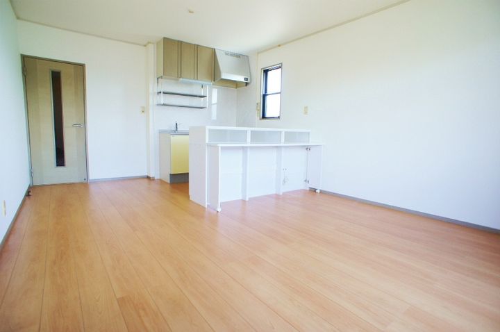 メルヴェーユ津福の居間