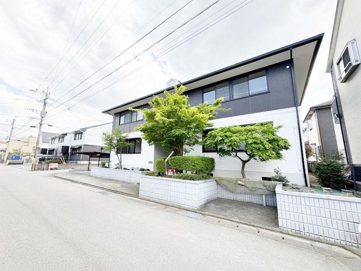 メルヴェーユ津福の外観