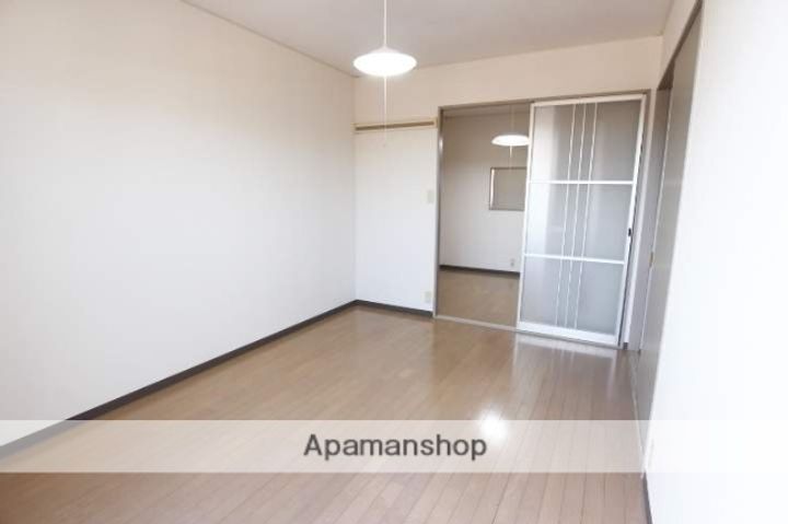 ハミングタウン合川D-103の居間