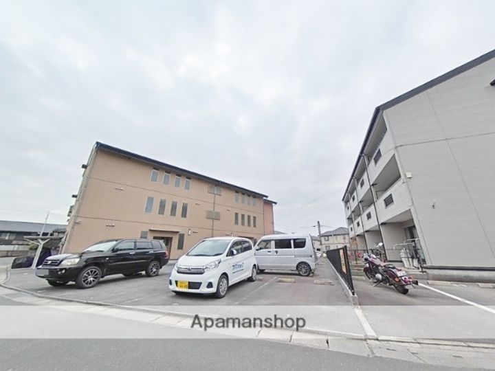 チャームビラⅡの外観