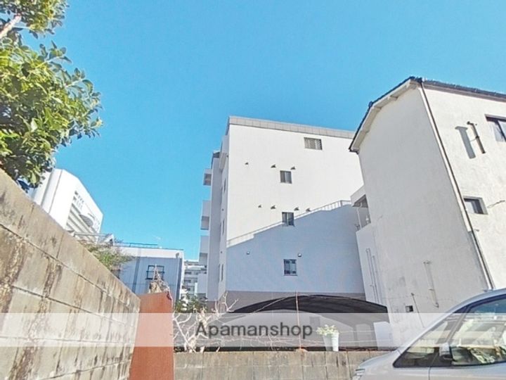 ビジュ302の外観