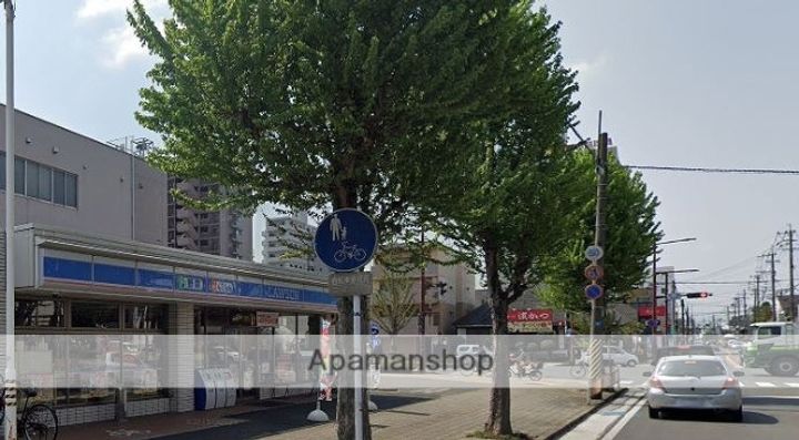 クオリアけやき通りの周辺