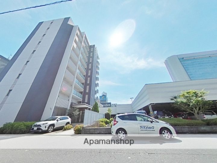 ラフレシーサ医大通りの外観