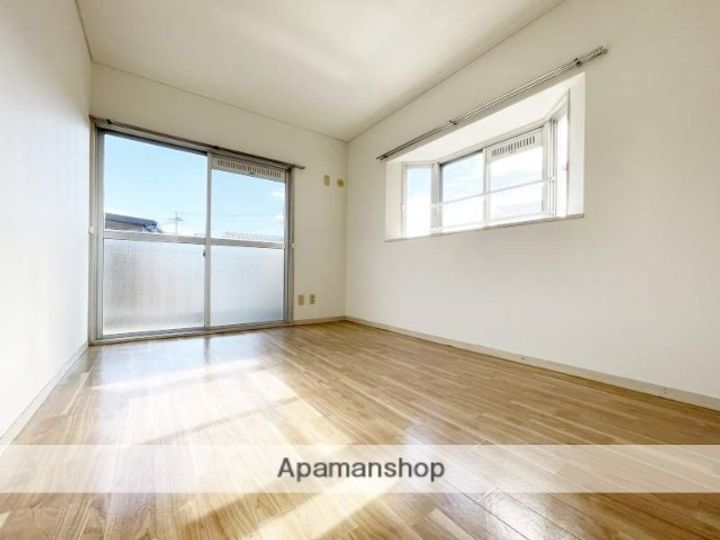 シェル幹401の内装