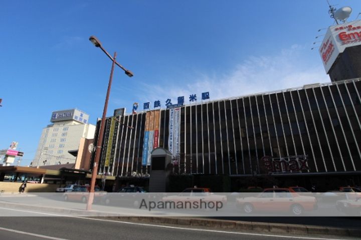 ラ・パルコ錦の周辺