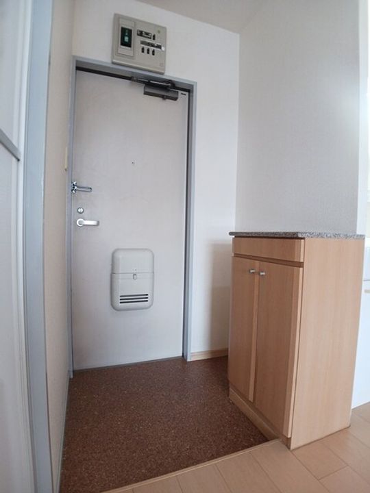 フレグランス幸の玄関