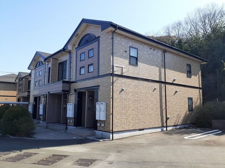 フォレストヒルズ3号館の外観