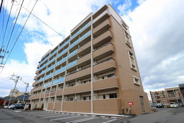 サンセール宮ノ陣の外観
