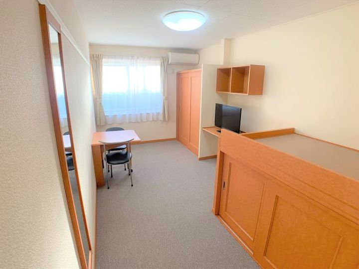 レオパレス東合川Ⅱの居間