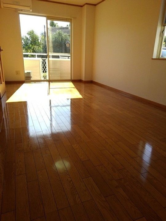 プロスパー六番館の居間