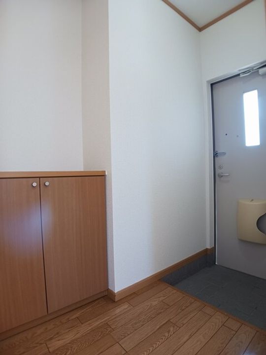 プロスパー六番館の玄関